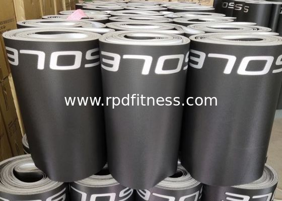 China Diamond Black Pattern Treadmill Replacement Belt 2.5mm For Gym Clubs supplier